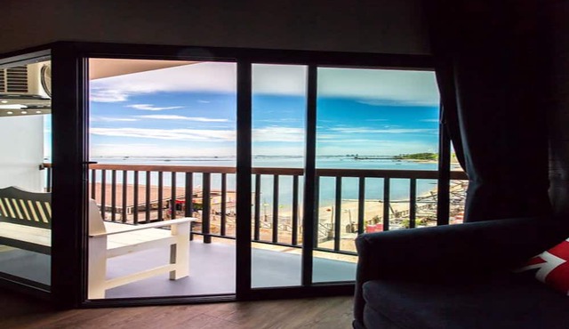 The Loft Seaside Sriracha in Si Racha