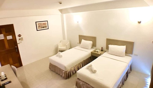 Trat Center Hotel in Trat