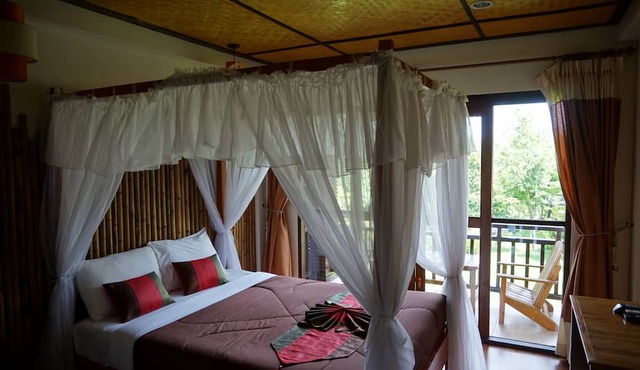 Starwell Garden Home Resort in Wang Nam Khiao