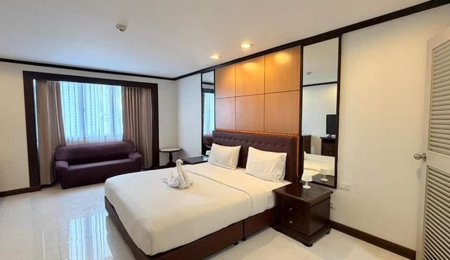 Omni Tower Sukhumvit Nana - Direct in Bangkok