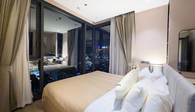 Luxury 2 Bed Room Sea View With Large Bath Tub In Balcony in Pattaya City