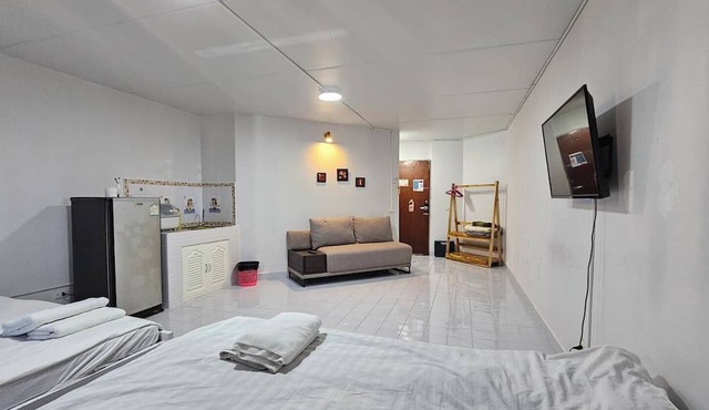 IMPACT Muang Thong Thani,daily rental room, Muang Thong Popular Condo C5 in Pak Kret