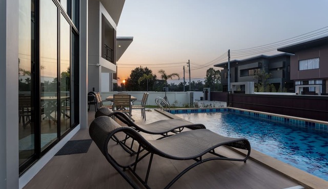 Kanna Pool Villa in San Sai