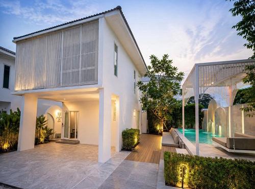 THE RUX Pool Villa S8 in Ban Khlong Lat Bua Khao