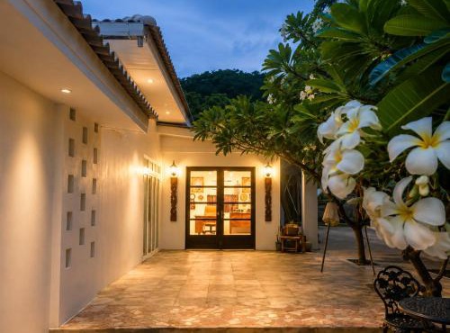 โรสชาเลต์ Rose Chalet in Ban Ko Krang