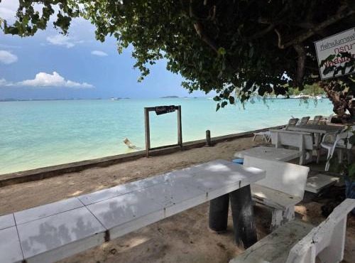 Ao Klang Beach Resort in Ko Samed