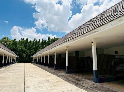 DeeProm Resort Buriram - ดีพร้อม รีสอร์ท บุรีรัมย์ in Buriram