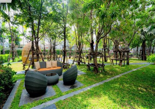 Cozy Sky Suite on 35th Chao Phraya Riverview in Ban Bang Khwang