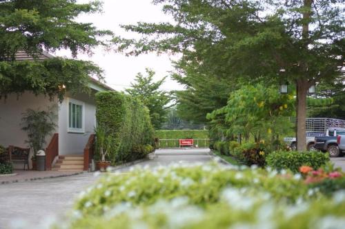 Chada View Resort in Ban Kut Lai