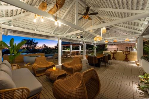 Sunset Villa A 日落海景 泳池花园3卧室 in Nathon