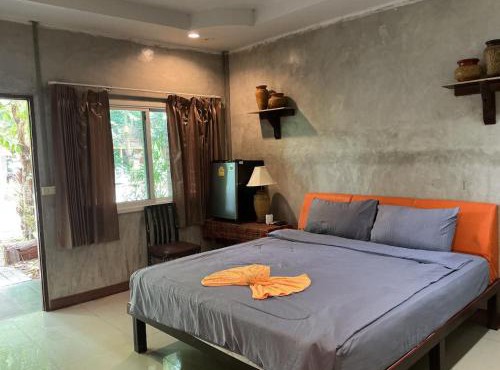 Tree and coffee resort V11 in Prakhon Chai