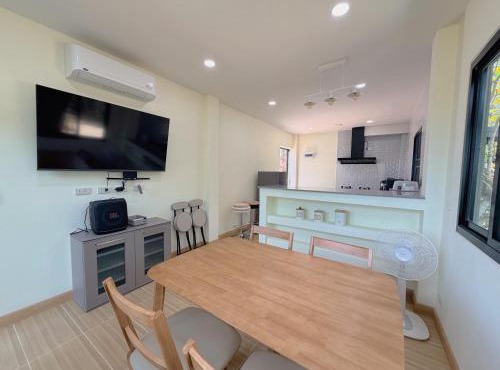 Four Moon Khaoyai in Pong Talong