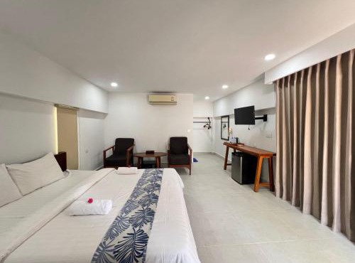 Sandy Clay Bungalows in Sihanoukville