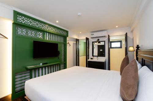 Bangluang Boutique Hotel nearby Wat Arun in Bangkok