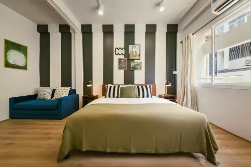 Industrial Loft Sukhumvit 3-Bedroom Designer House - 2 Min to BTS Bang Chak in Bangkok