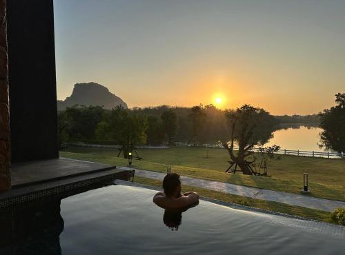 Ramrom Valley Resort - รามโรมวัลเลย์รีสอร์ท นครศรีธรรมราช in Ban Loeng