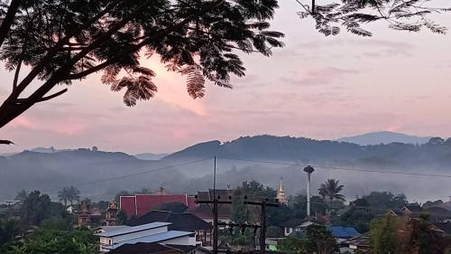 House 389-A Quiet Home Above the Valley in the City in Ban Rong Pla Khao