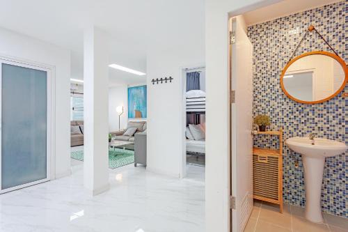 Joyhomes And Pool Nimman in Chiang Mai