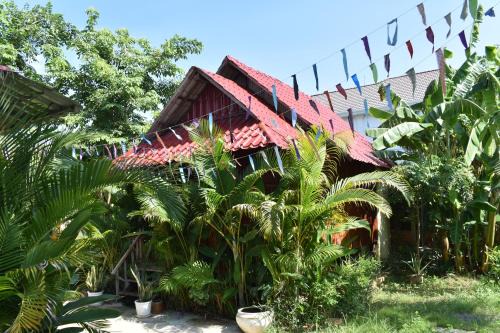 Savet Family Homestay & Tour in Battambang