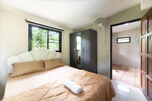 Chaikao mountain view retreat - villa 1 in Chumphon