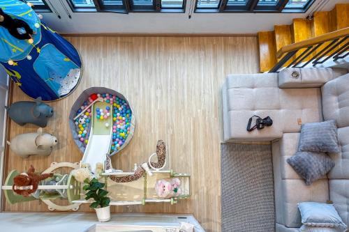Chic 4BR House in Thonglor Core Phrom Phong BTS in Bangkok