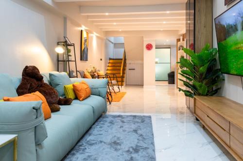 Chic 4BR House in Thonglor Core Phrom Phong BTS in Bangkok