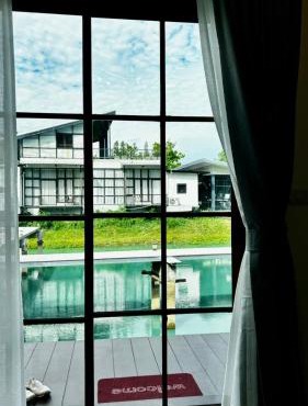 ที่หลับ ที่นอน place to sleep in Chai Nat