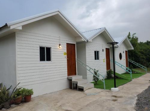 บ้านสวนบ่อทอง in Ban Hua Khao