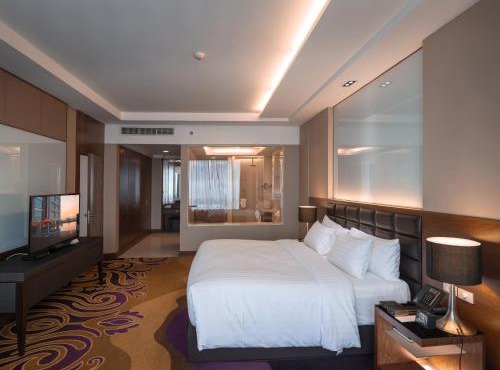 The Grand Fourwings Convention Hotel Bangkok in Lat Krabang