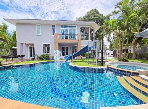 Mymemory Pool Villa Beach Pattaya in Pattaya