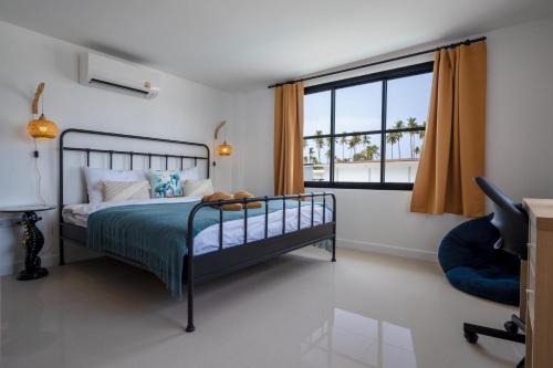 Manao Seaview Pool Villa 42 - 5 Mins Walk To Beach in Ko Lanta Yai