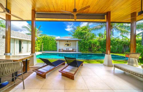 Deluxe Villas Phuket Free Airport Pickup from 7 days in Nai Yang Beach