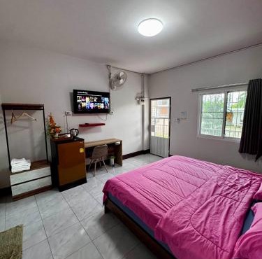 โรงแรม พีเอส โฮม ฝาง in Ban Huai Ngu
