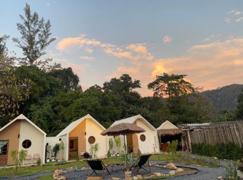 Chamin Longbeach Bungalow in Ko Lanta