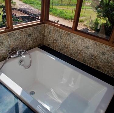 Private Wooden Pool Villa in Mae Rim for 4-6 Guests in Mae Rim
