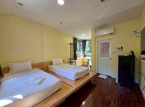 Puprai Tarnnarm Resort in Thong Pha Phum