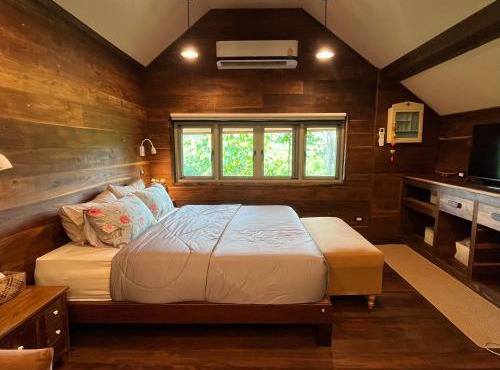 206 Wan Warn, 3 wooden houses in Kaeng Krachan Forest in Kaeng Krachan
