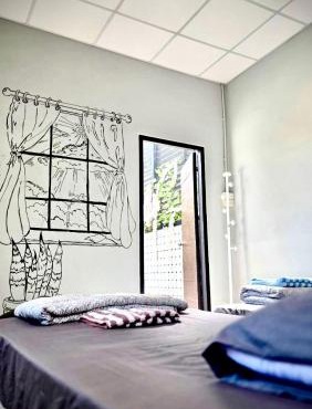 89 Bed & Studio Hostel in Godown