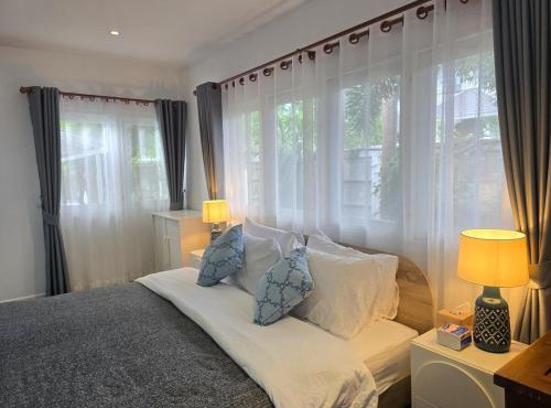 J-O-Y Lanna Pool Villa Near Nimman 5 mins in Chiang Mai