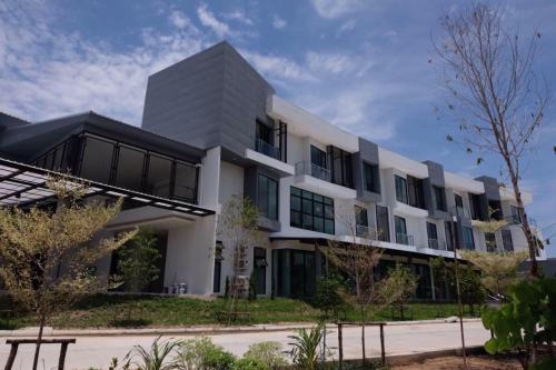 Hotel Chuan Chom The High Resort Saraburi in Saraburi