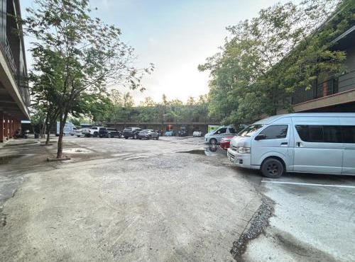 โรงแรมห้วยทราย Huaisai Hotel in Nong Khae