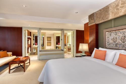 The Athenee Hotel, a Luxury Collection Hotel, Bangkok in Bangkok