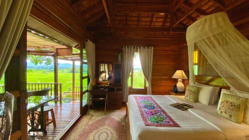 Nan Seasons Boutique Resort in K. Phu Pieng