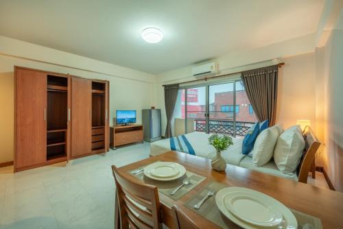 Kunchorn Service Apartment in Rayong
