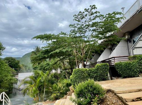 BAAN APA ERAWAN Resort in Ban Pong Pat