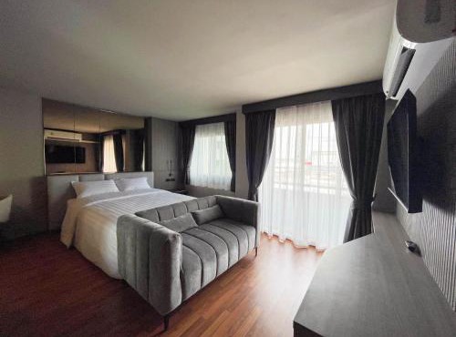We Hotel in Ban Bang Toei (1)