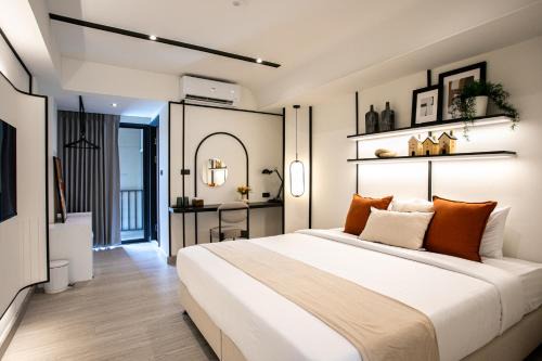 Pillow B Hotel in Ban Song Krathiam