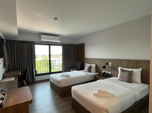 Nakara Hotel, Ubon Ratchathani in Ban Na Kham