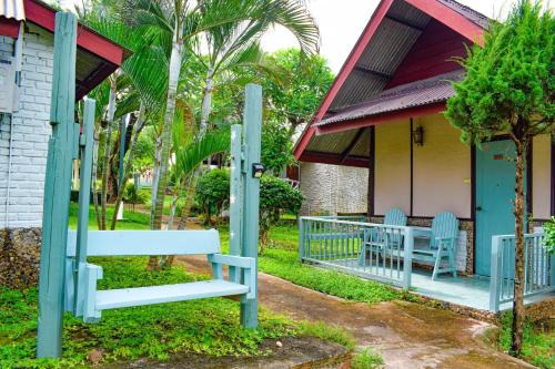 Pai Tewdoi ปาย ทิวดอย รีสอร์ท in Pai