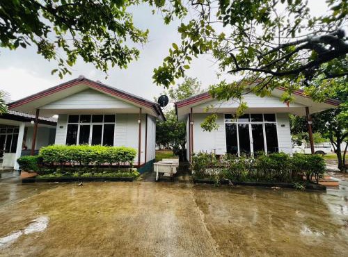 Baan Suan Khun Yaiy in Ban Wang Takhrai